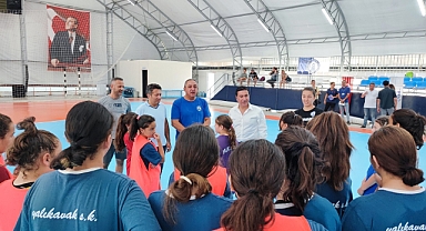 BAŞKAN ARAS'TAN SPORCULARA ZİYARET 