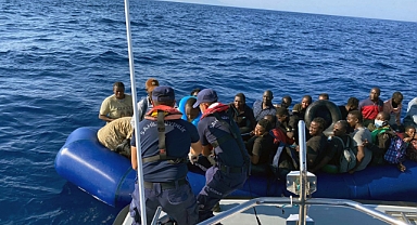 FETHİYE’DE 35 DÜZENSİZ GÖÇMEN KURTARILDI