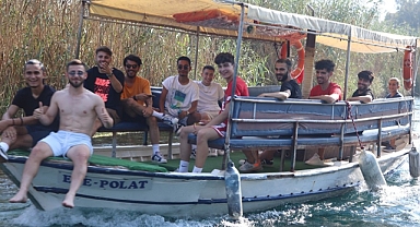 Muğlaspor futbolcuları tekne turu ile moral buldu