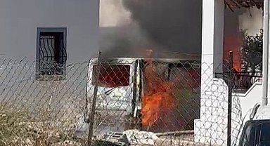 EVLERİN ARASINDA KORKUTAN YANGIN