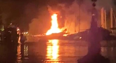 FETHİYE’DE LÜKS MOTORYAT, ALEV ALEV YANDI