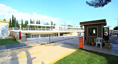 KENT MEYDANI OTOPARKI HİZMETE DEVAM EDİYOR