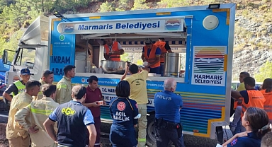 MARMARİS BELEDİYESİ YANGINDA DUR DURAK BİLMEDİ