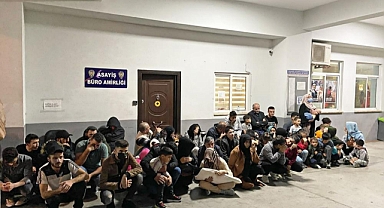 MARMARİS'TE 85 DÜZENSİZ GÖÇMEN YAKALANDI