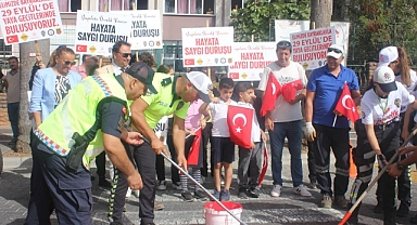 MARMARİS’TE YAYA GEÇİTLERİ KIRMIZIYA BOYANDI