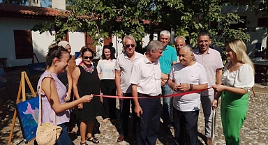 'SUYUNU ARAYAN BALIKLAR' KONULU RESİM SERGİSİ ZİYARETE AÇILDI