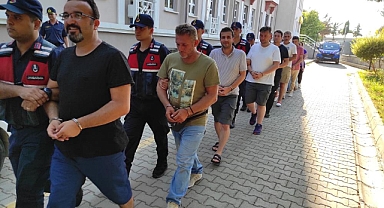 YUNANİSTAN’A KAÇMAYA ÇALIŞAN 14 FETÖ ÜYESİ VE 1 ORGANİZATÖR TUTUKLANDI