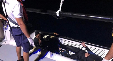 YÜZEREK KAÇMAYA ÇALIŞTILAR