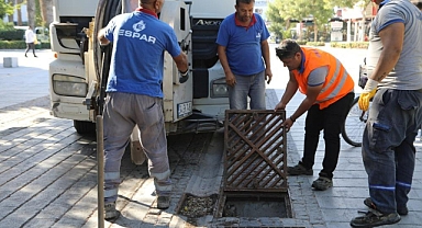 BODRUM’DA MAZGALLAR VE DERE YATAKLARI TEMİZLENİYOR