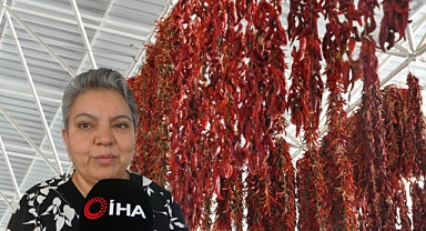 EKMEĞİNİ ACIDAN ÇIKARTIYOR