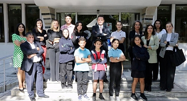 İL MİLLİ EĞİTİM MÜDÜRÜ ÇAY, BİLİM YARIŞMASI FİNALİSTLERİ İLE BİR ARAYA GELDİ