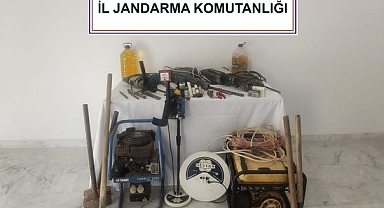 KAÇAK KAZIYA JANDARMA BASKINI
