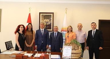 MARMARİS'İN YER FISTIĞI COĞRAFİ İŞARET ALDI