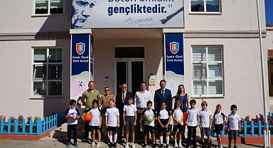 MARMARİS’TE EN ÇOK PİL TOPLAYAN OKULLAR ÖDÜLLENDİRİLDİ