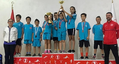 MUĞLA'DA MİNİKLER MASA TENİSİ TAKIMI ŞAMPİYON OLDU