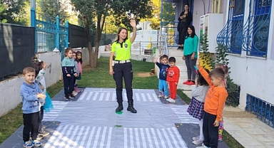 MUĞLA POLİSİNDEN ÖĞRENCİLERE TRAFİK EĞİTİMİ