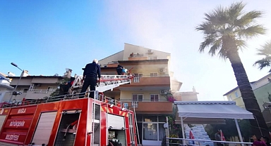 OTELİ DUMAN KAPLADI, MÜŞTERİLER TAHLİYE EDİLDİ