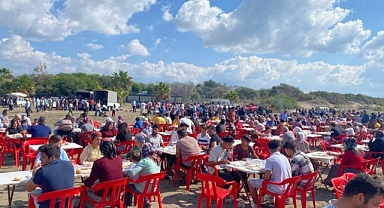 SEYDİKEMER’DE 20 YILDIR BİR ARAYA GELİP DUA EDİYORLAR