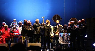 THE BODRUM CUP YARIŞINDA YELKENCİLER ÖDÜLLERİNE KAVUŞTU