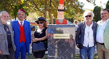 TURHAN SELÇUK KARİKATÜRLÜ PARK AÇILDI