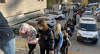 11 İLDEKİ DOLANDIRICILIK OPERASYONUNDA 20 KİŞİ TUTUKLANDI