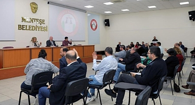 BAŞKAN GÜMÜŞ, MECLİS ÜYELERİNİ BİLGİLENDİRDİ