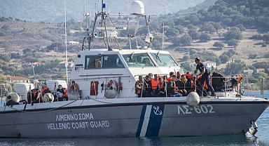 BATAN TEKNEDEN GÖÇMEN KURTARMA OPERASYONU BAŞLATILDI