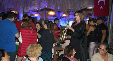 DOLU DOLU GEÇEN FESTİVALDE GÖNÜLLERİNCE EĞLENDİLER