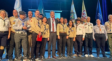 ENGELSİZCİLER PROJESİ’NE TEŞEKKÜR PLAKETİ