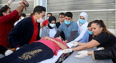 FETHİYE DEVLET HASTANESİ'NDE TELEFERİK KAZASI TATBİKATI YAPILDI