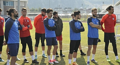 FETHİYESPOR, MESUT TOROS İLE YOLLARINI AYIRDI