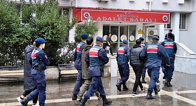 JASAT EKİPLERİ DOLANDIRICILARI SAKLANDIKLARI YERDE YAKALADI