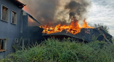 KULLANILMAYAN 2 KATLI BİNADA YANGIN