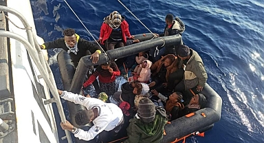 MARMARİS’TE 37 DÜZENSİZ GÖÇMEN KURTARILDI