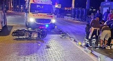 MARMARİS’TE MOTOSİKLET KAZASINDA ZABITA KOMİSERİ YARALANDI