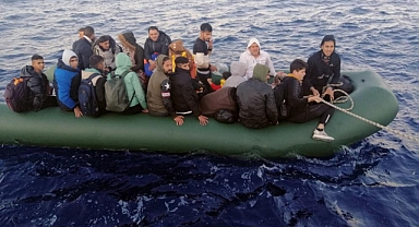 MARMARİS VE DATÇA 58 DÜZENSİZ GÖÇMEN KURTARILDI