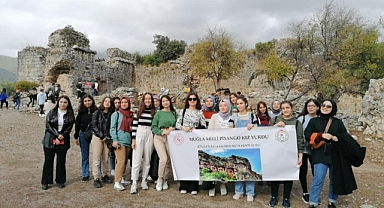 MUĞLA'DA ÜNİVERSİTE ÖĞRENCİLERİ TARİHİ VE DOĞAL GÜZELLİKLERİ KEŞFETTİ