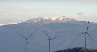 MUĞLA'YA SEZONUN İLK KARI DÜŞTÜ