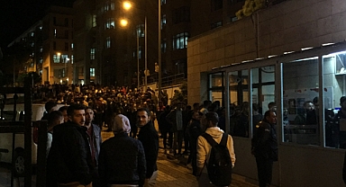 ÖĞRENCİLERİN SICAK SU İSYANI 