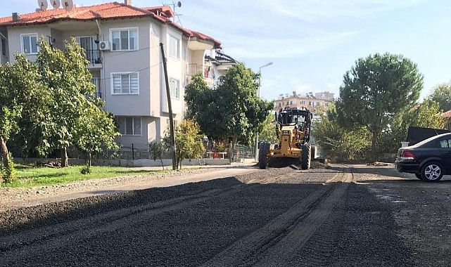 ORTACA BELEDİYESİ YOL YENİLEME ÇALIŞMALARINI SÜRDÜRÜYOR