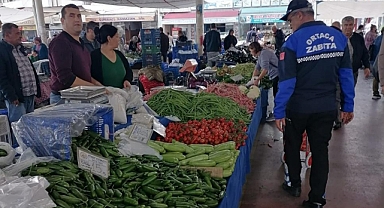 ORTACA ZABITA EKİPLERİNDEN PAZAR YERLERİNDE FİYAT DENETİMİ