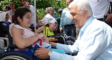 BAŞKAN GÜRÜN’DEN ENGELLİLER GÜNÜ MESAJI