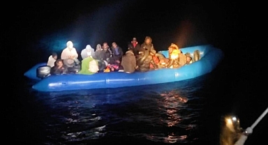 BODRUM'DA 32 GÖÇMEN KURTARILDI, 23 GÖÇMEN YAKALANDI