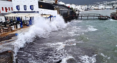 BODRUM’U FIRTINA VURDU