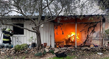 DATÇA’DA EV YANGINI