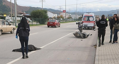 FETHİYE'DE KAMYON İLE MOTOSİKLET ÇARPIŞTI: 1 ÖLÜ, 1 YARALI
