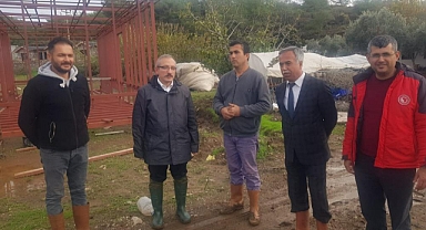 FETHİYE KAYMAKAMI KARAMAN, SEL MAĞDURLARINI YALNIZ BIRAKMADI