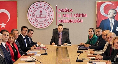 MUĞLA İL MİLLİ EĞİTİM'DE 2022 YILI DEĞERLENDİRME TOPLANTISI YAPILDI