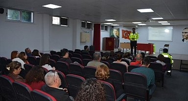 ORTACA’DA ÖĞRETMENLERE TRAFİK EĞİTİMİ VERİLDİ