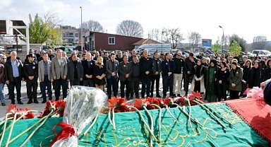 TRAFİK KAZASINDA ÖLEN SEMA ÖĞRETMEN İÇİN TÖREN DÜZENLENDİ